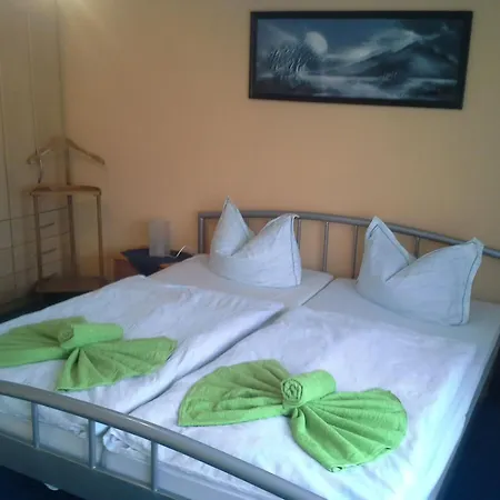 Freude Reetgedecktes Tatil Evi Uckeritz